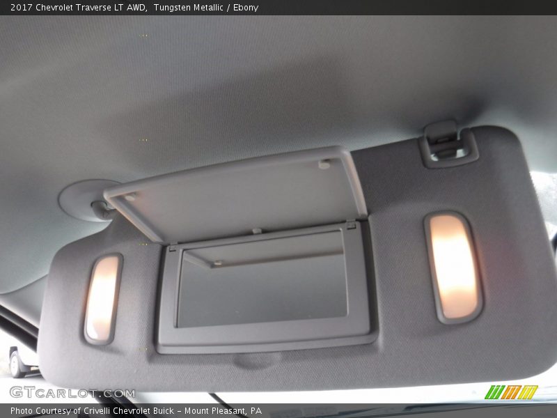 Tungsten Metallic / Ebony 2017 Chevrolet Traverse LT AWD