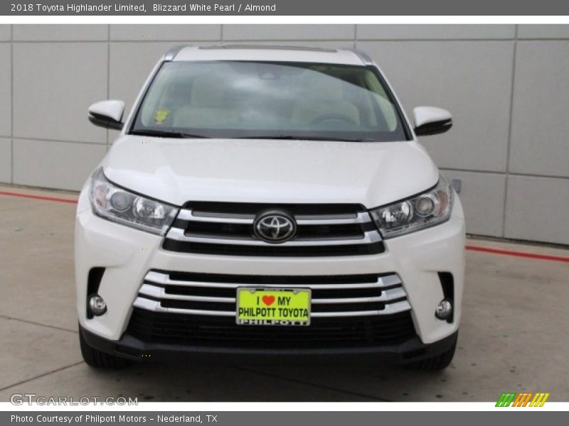 Blizzard White Pearl / Almond 2018 Toyota Highlander Limited