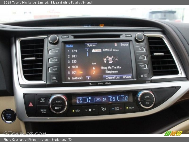 Blizzard White Pearl / Almond 2018 Toyota Highlander Limited