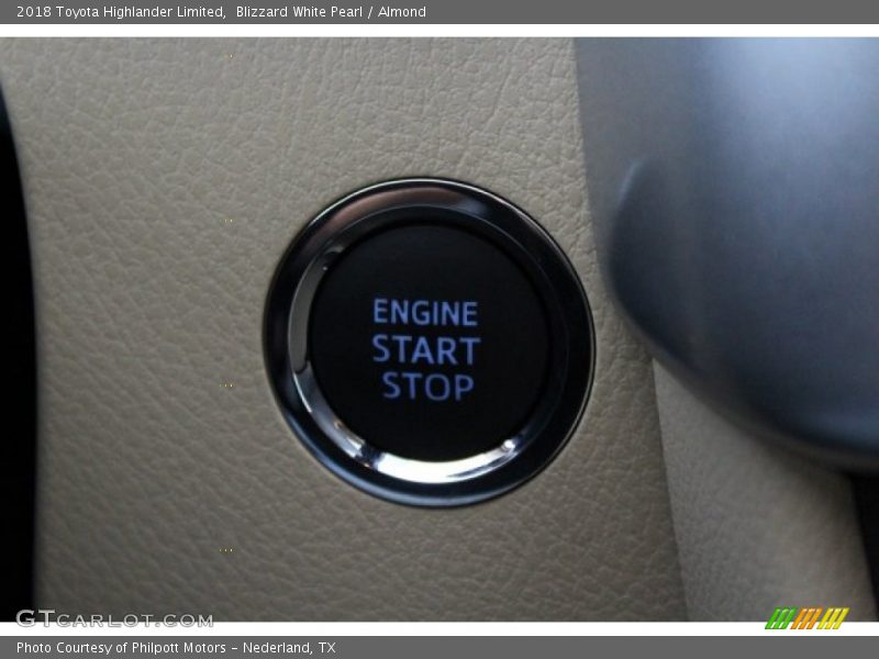 Blizzard White Pearl / Almond 2018 Toyota Highlander Limited