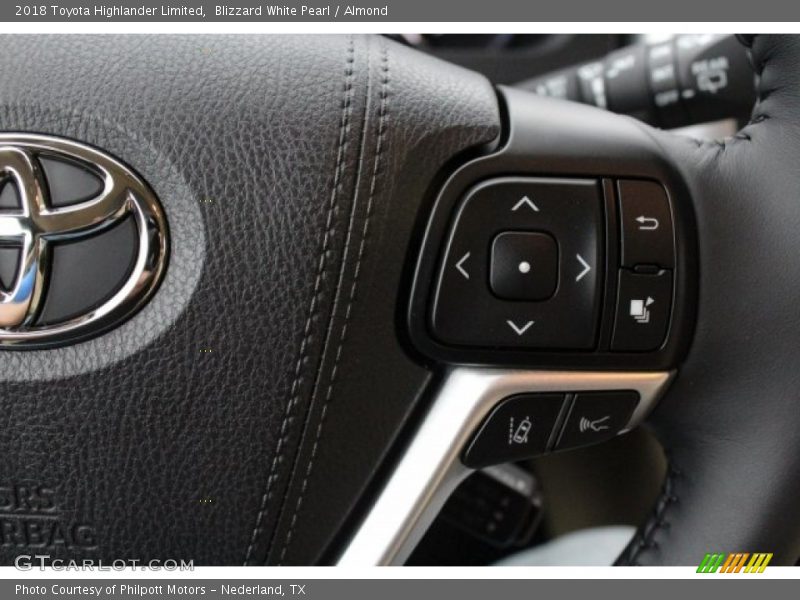 Blizzard White Pearl / Almond 2018 Toyota Highlander Limited