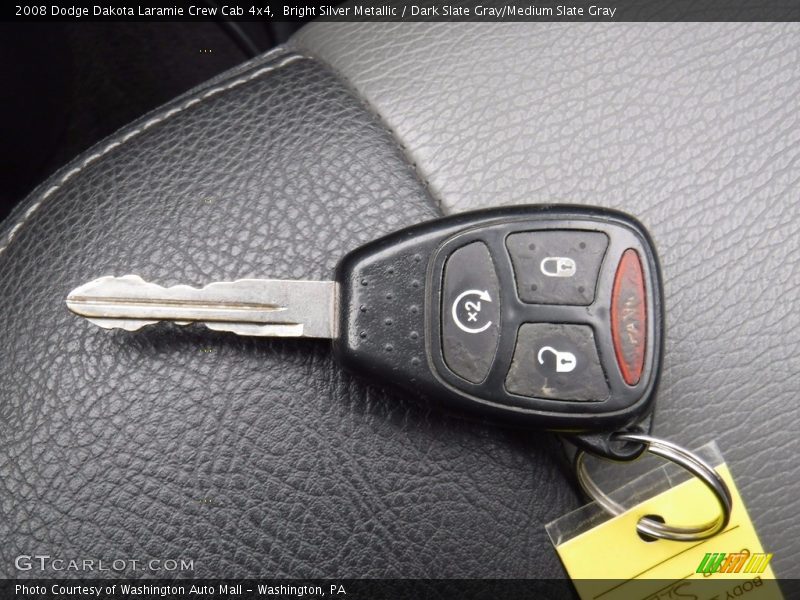 Bright Silver Metallic / Dark Slate Gray/Medium Slate Gray 2008 Dodge Dakota Laramie Crew Cab 4x4