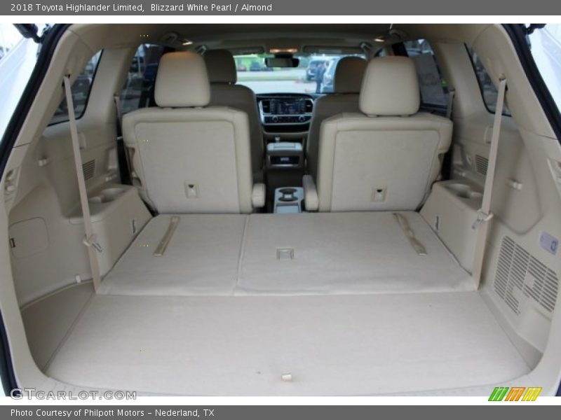 Blizzard White Pearl / Almond 2018 Toyota Highlander Limited