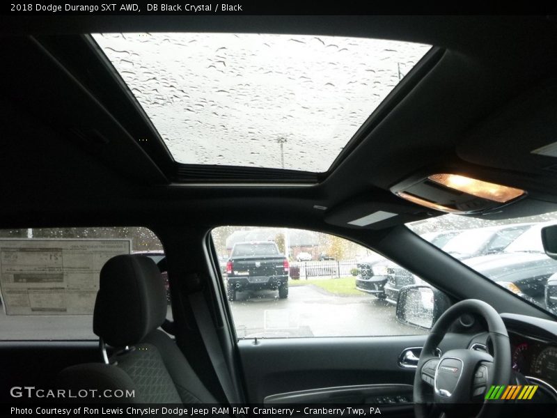 DB Black Crystal / Black 2018 Dodge Durango SXT AWD