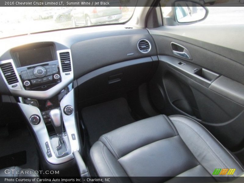 Summit White / Jet Black 2016 Chevrolet Cruze Limited LT