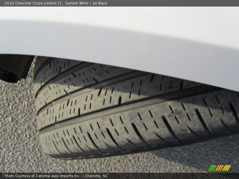Summit White / Jet Black 2016 Chevrolet Cruze Limited LT