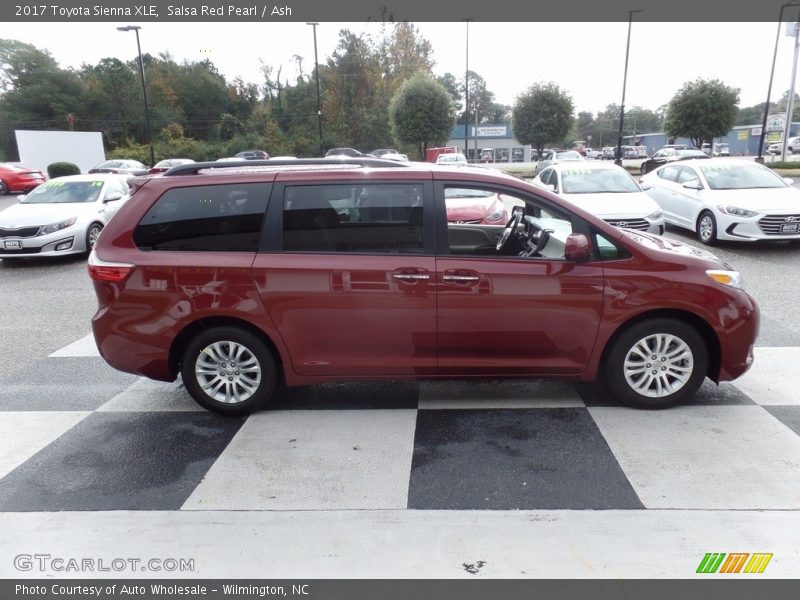Salsa Red Pearl / Ash 2017 Toyota Sienna XLE