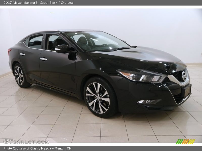 Super Black / Charcoal 2017 Nissan Maxima S