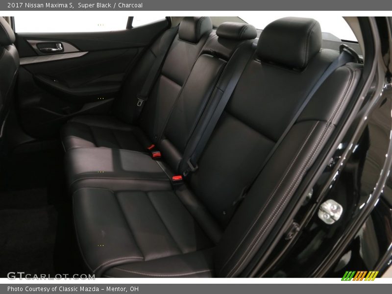 Super Black / Charcoal 2017 Nissan Maxima S