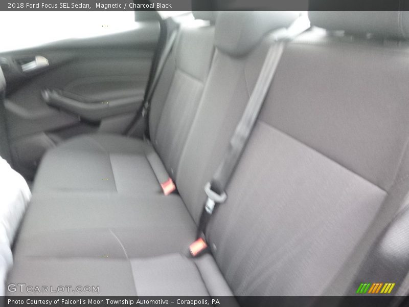 Magnetic / Charcoal Black 2018 Ford Focus SEL Sedan