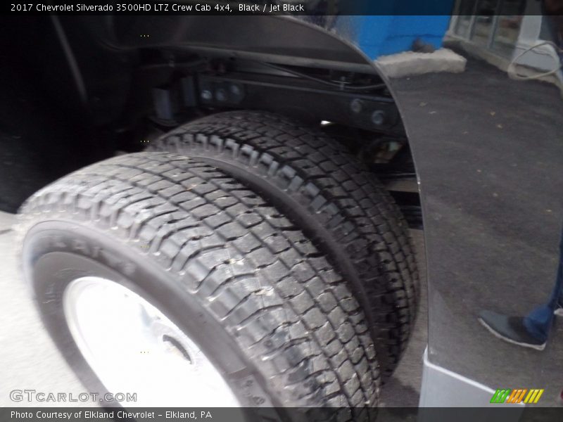 Black / Jet Black 2017 Chevrolet Silverado 3500HD LTZ Crew Cab 4x4