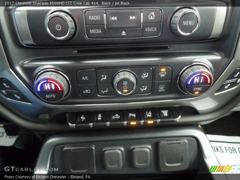 Black / Jet Black 2017 Chevrolet Silverado 3500HD LTZ Crew Cab 4x4