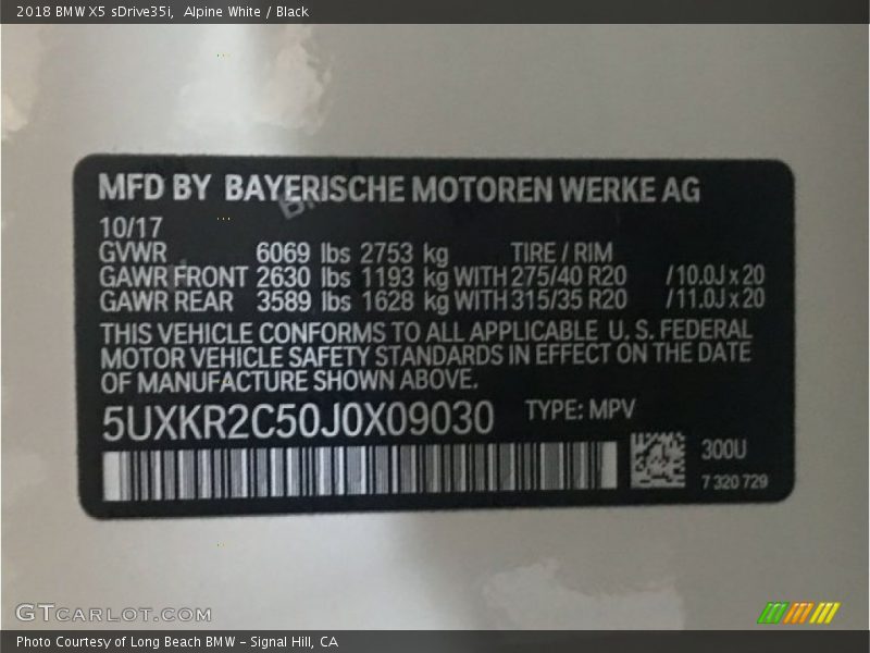 Alpine White / Black 2018 BMW X5 sDrive35i