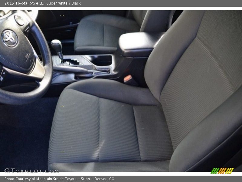 Super White / Black 2015 Toyota RAV4 LE