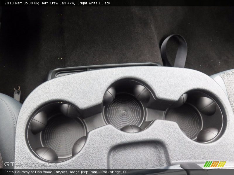 Bright White / Black 2018 Ram 3500 Big Horn Crew Cab 4x4