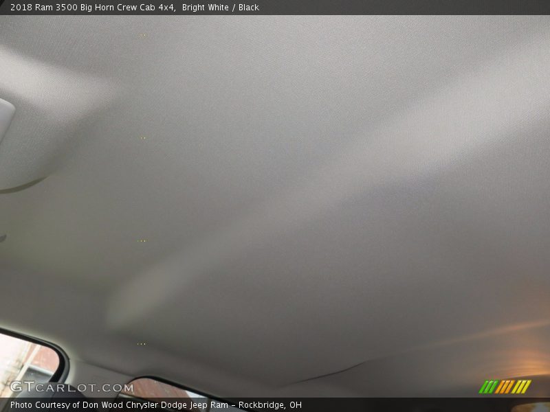 Bright White / Black 2018 Ram 3500 Big Horn Crew Cab 4x4