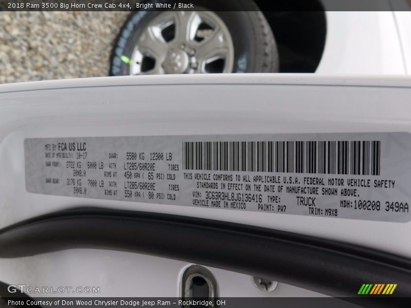 Bright White / Black 2018 Ram 3500 Big Horn Crew Cab 4x4