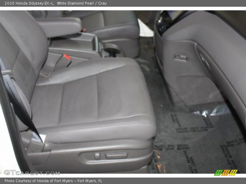 White Diamond Pearl / Gray 2016 Honda Odyssey EX-L