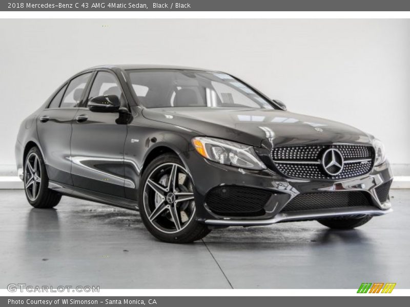 Front 3/4 View of 2018 C 43 AMG 4Matic Sedan