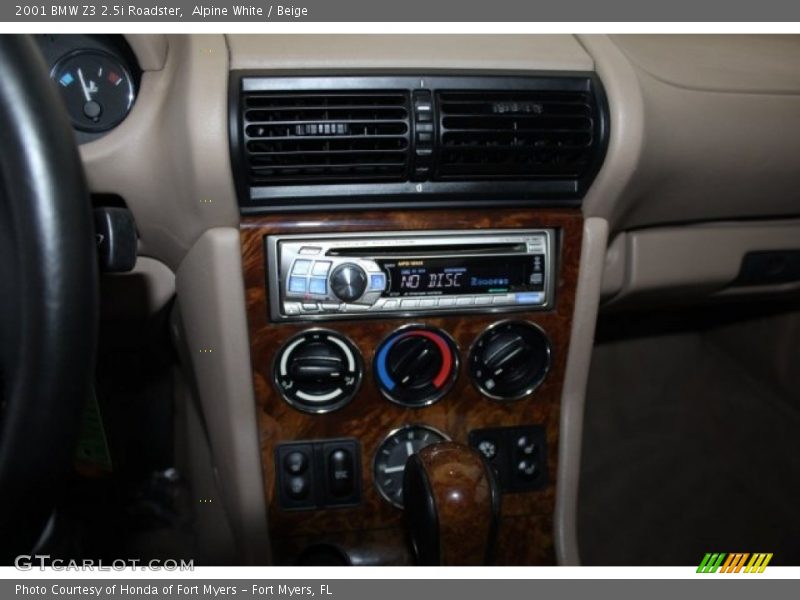 Alpine White / Beige 2001 BMW Z3 2.5i Roadster