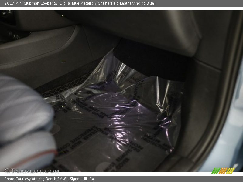 Digital Blue Metallic / Chesterfield Leather/Indigo Blue 2017 Mini Clubman Cooper S