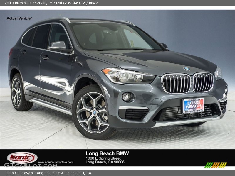 Mineral Grey Metallic / Black 2018 BMW X1 sDrive28i