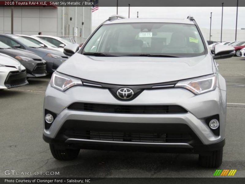 Silver Sky Metallic / Black 2018 Toyota RAV4 XLE