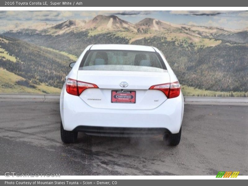 Super White / Ash 2016 Toyota Corolla LE