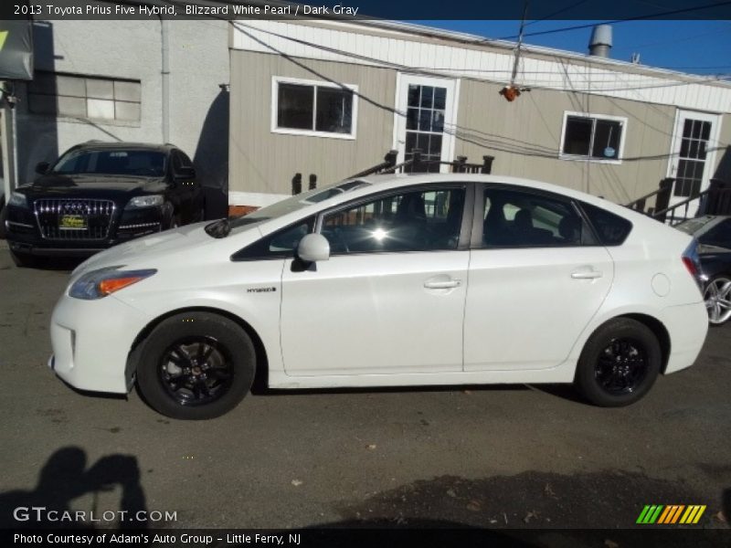 Blizzard White Pearl / Dark Gray 2013 Toyota Prius Five Hybrid