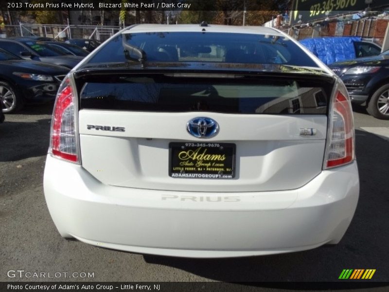 Blizzard White Pearl / Dark Gray 2013 Toyota Prius Five Hybrid