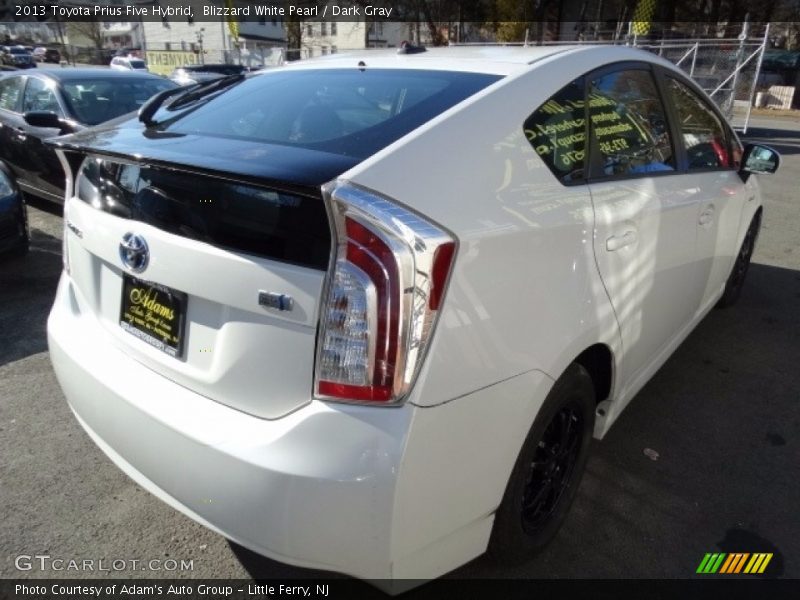 Blizzard White Pearl / Dark Gray 2013 Toyota Prius Five Hybrid