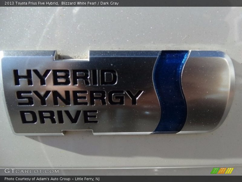 Blizzard White Pearl / Dark Gray 2013 Toyota Prius Five Hybrid