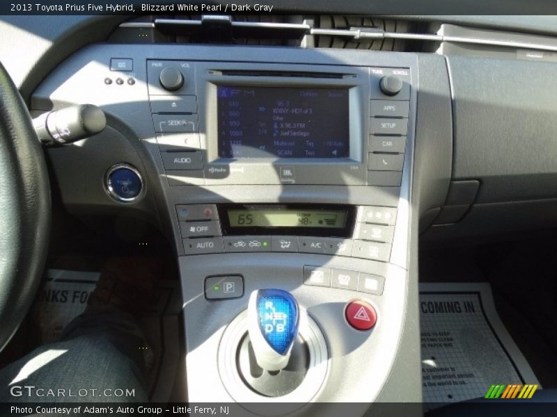 Blizzard White Pearl / Dark Gray 2013 Toyota Prius Five Hybrid