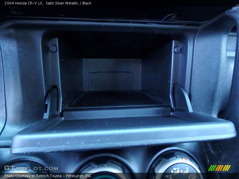 Satin Silver Metallic / Black 2004 Honda CR-V LX
