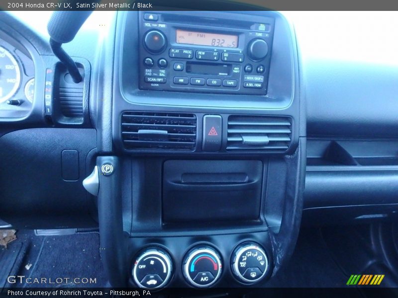 Satin Silver Metallic / Black 2004 Honda CR-V LX
