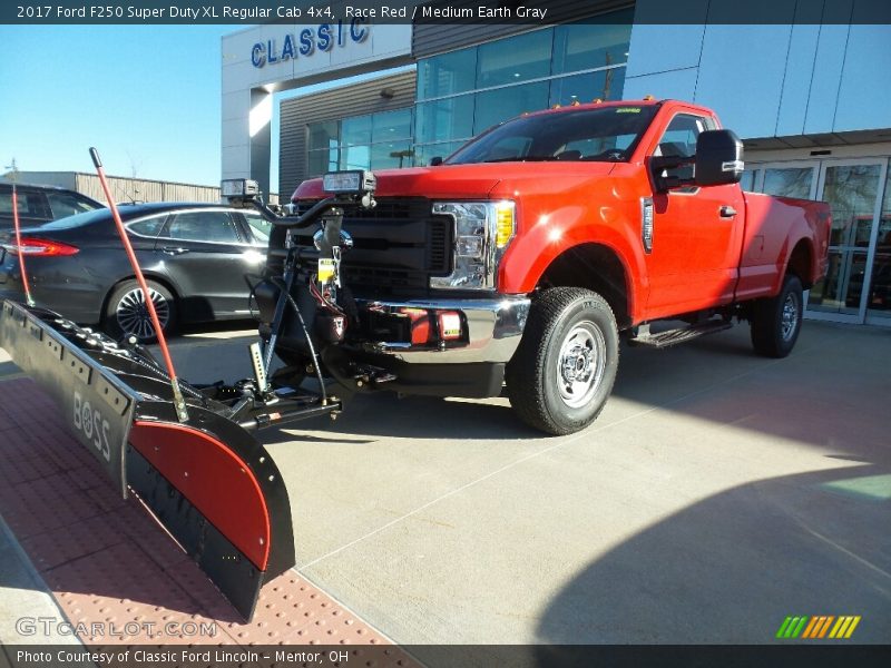 Race Red / Medium Earth Gray 2017 Ford F250 Super Duty XL Regular Cab 4x4