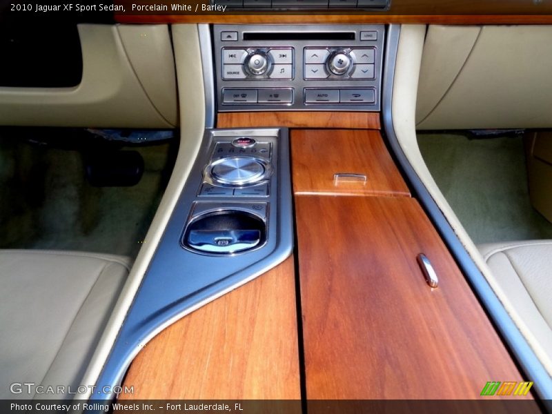 Controls of 2010 XF Sport Sedan