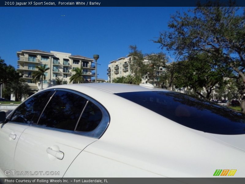 Porcelain White / Barley 2010 Jaguar XF Sport Sedan