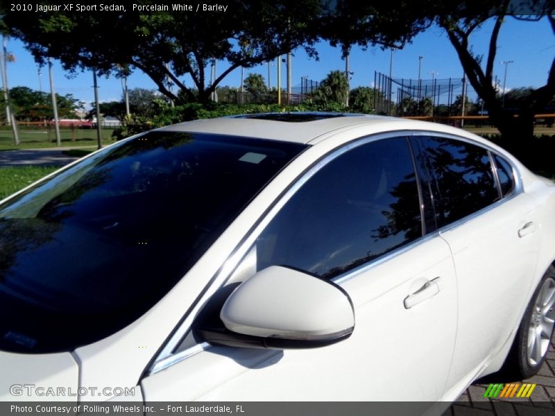 Porcelain White / Barley 2010 Jaguar XF Sport Sedan