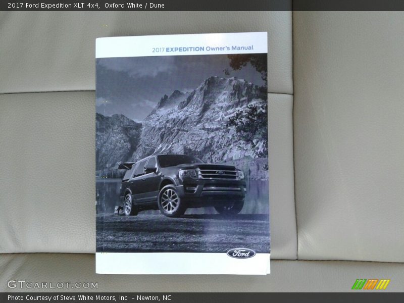 Books/Manuals of 2017 Expedition XLT 4x4