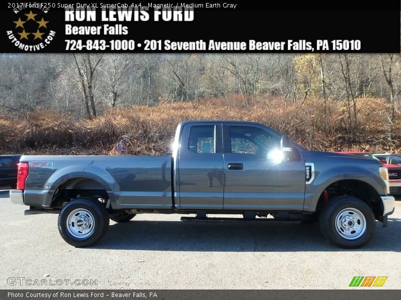 Magnetic / Medium Earth Gray 2017 Ford F250 Super Duty XL SuperCab 4x4