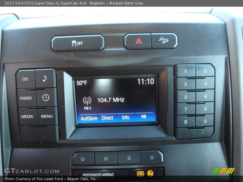 Magnetic / Medium Earth Gray 2017 Ford F250 Super Duty XL SuperCab 4x4