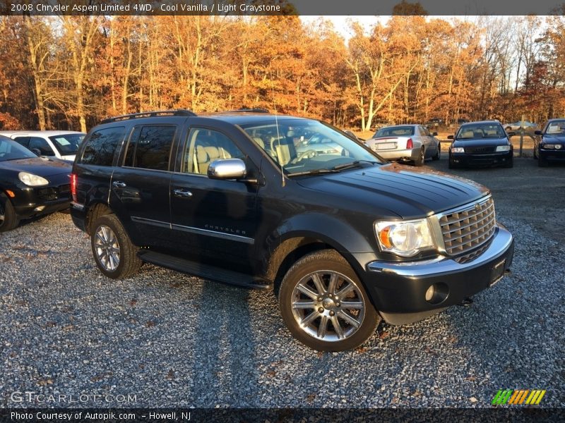 Cool Vanilla / Light Graystone 2008 Chrysler Aspen Limited 4WD