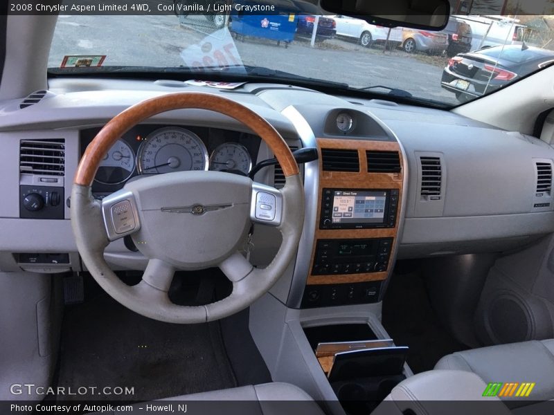 Cool Vanilla / Light Graystone 2008 Chrysler Aspen Limited 4WD