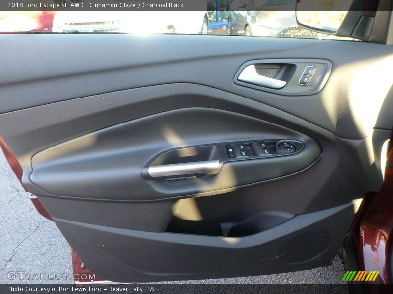 Cinnamon Glaze / Charcoal Black 2018 Ford Escape SE 4WD