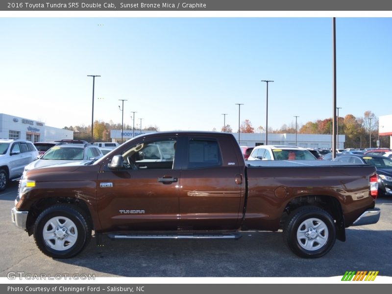 Sunset Bronze Mica / Graphite 2016 Toyota Tundra SR5 Double Cab