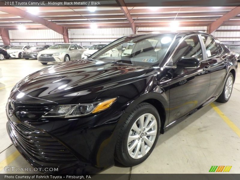 Midnight Black Metallic / Black 2018 Toyota Camry LE