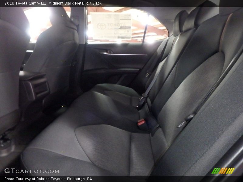 Midnight Black Metallic / Black 2018 Toyota Camry LE