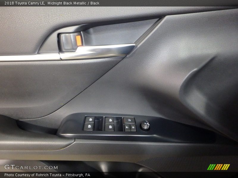 Midnight Black Metallic / Black 2018 Toyota Camry LE