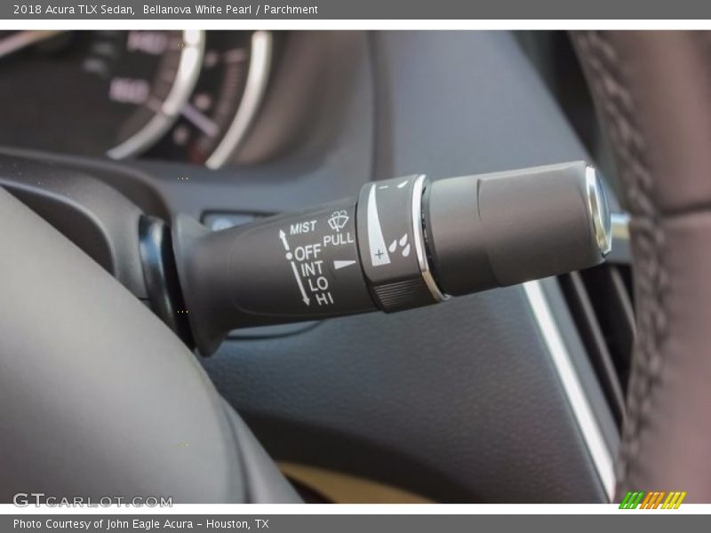 Bellanova White Pearl / Parchment 2018 Acura TLX Sedan